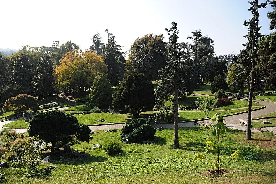 Torino Parco del Valentino içinde yeşil alan ve yürüyüş yolları; 2012’de yüklenmiş arşiv fotoğrafı.