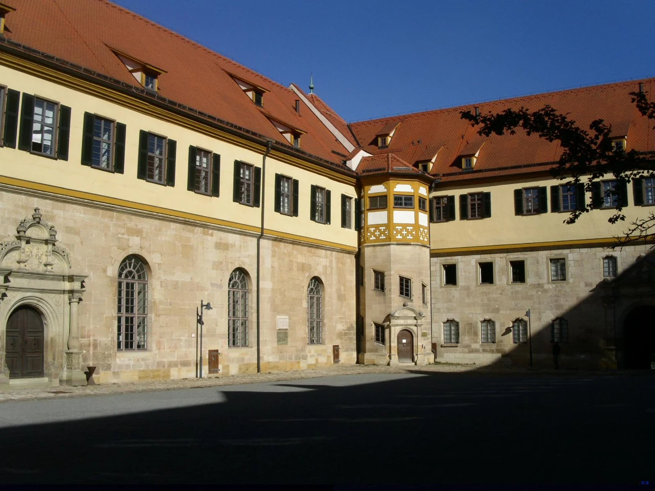 Schloss Hohentübingen iç avlusu, 2005