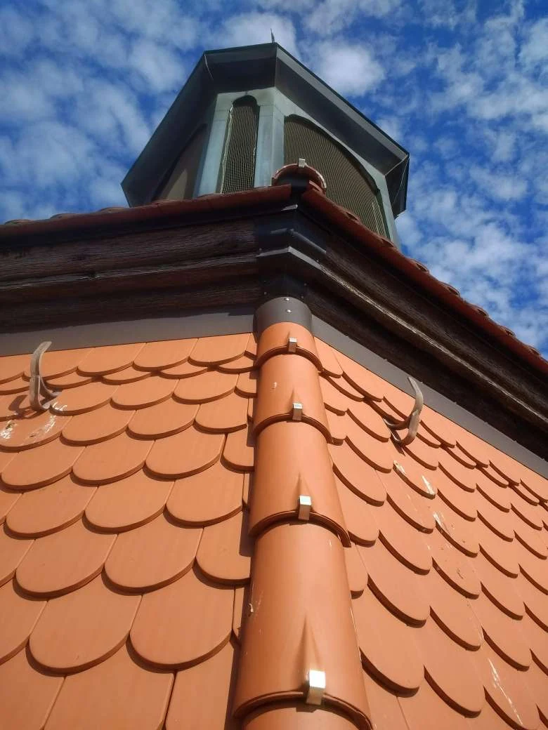 Weißenburg Spitalkirche çatısının görünüşü, 2018