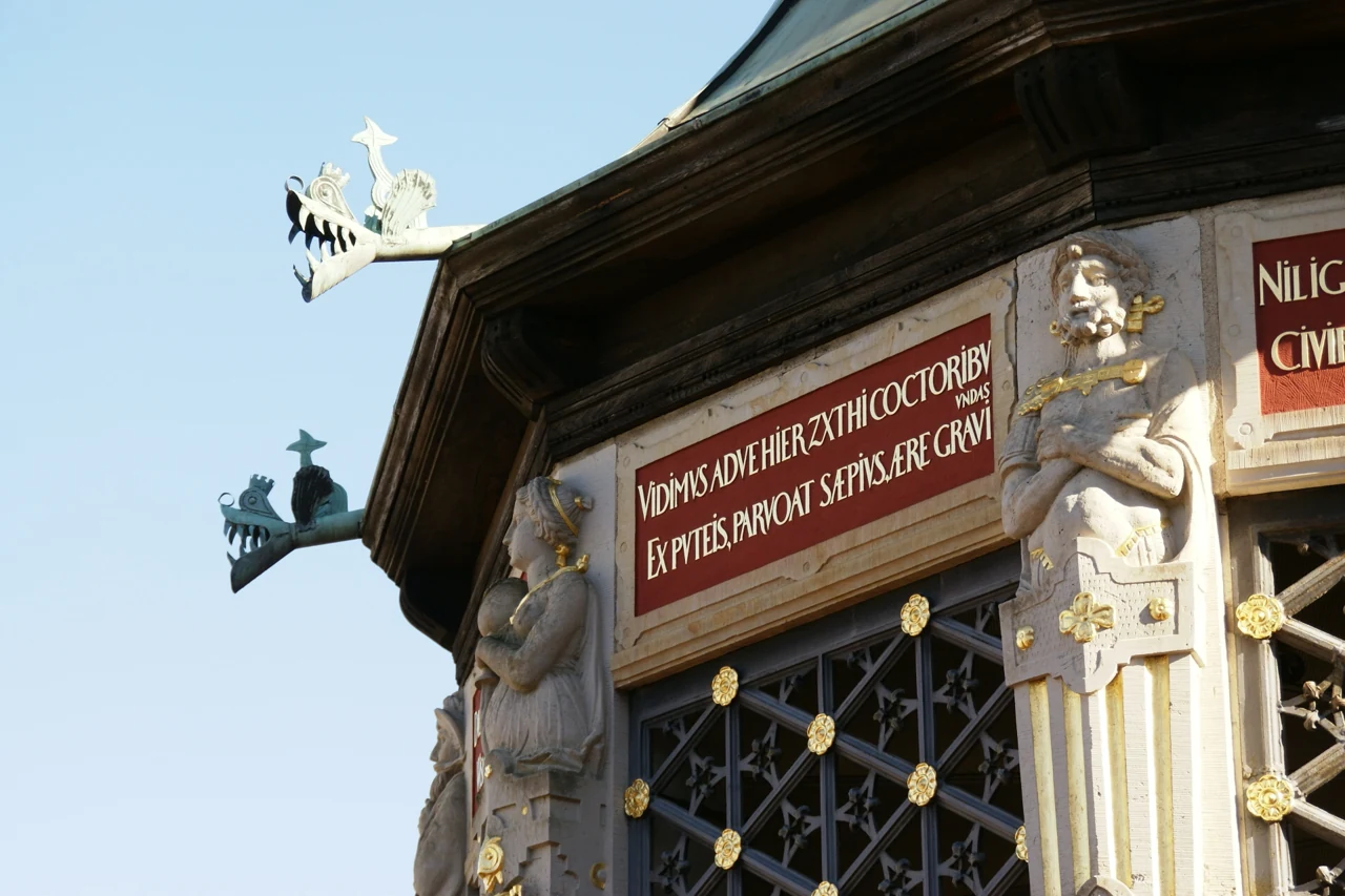 Wismar Wasserkunst yapısının süslü cephe ayrıntıları